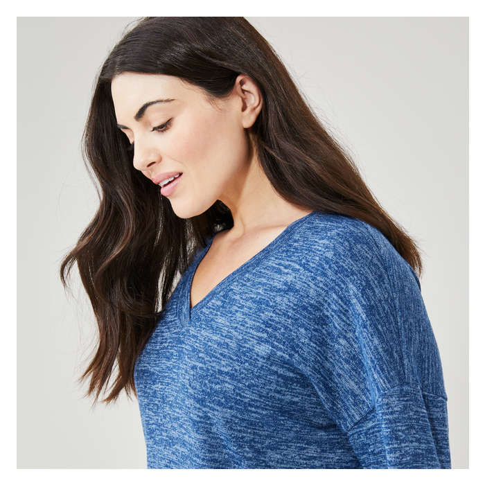 Women+ Active V-Neck Pullover